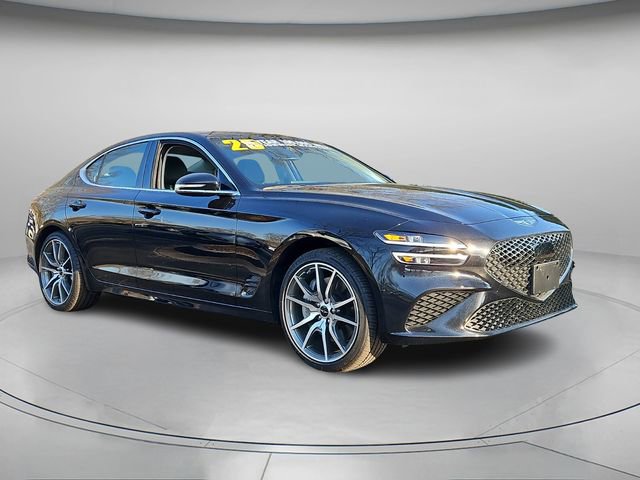 Used 2025 Genesis G70 2.5T image 9