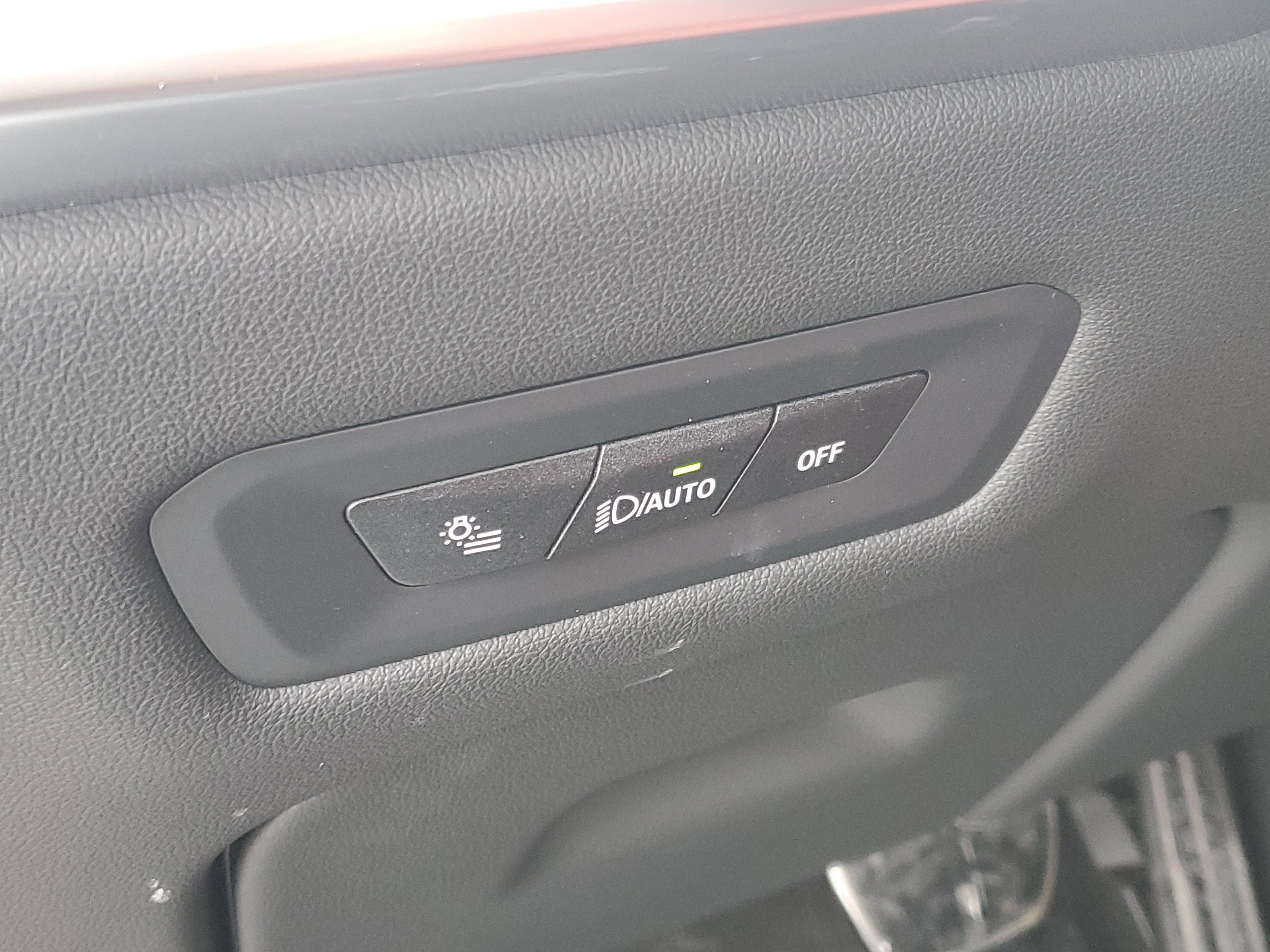 New 2026 BMW X6 xDrive40i w/ Executive Package image 11