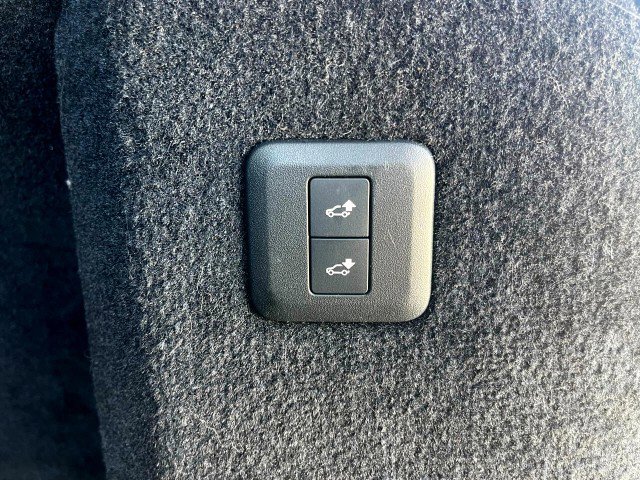 Used 2018 Land Rover Range Rover Sport HSE image 82