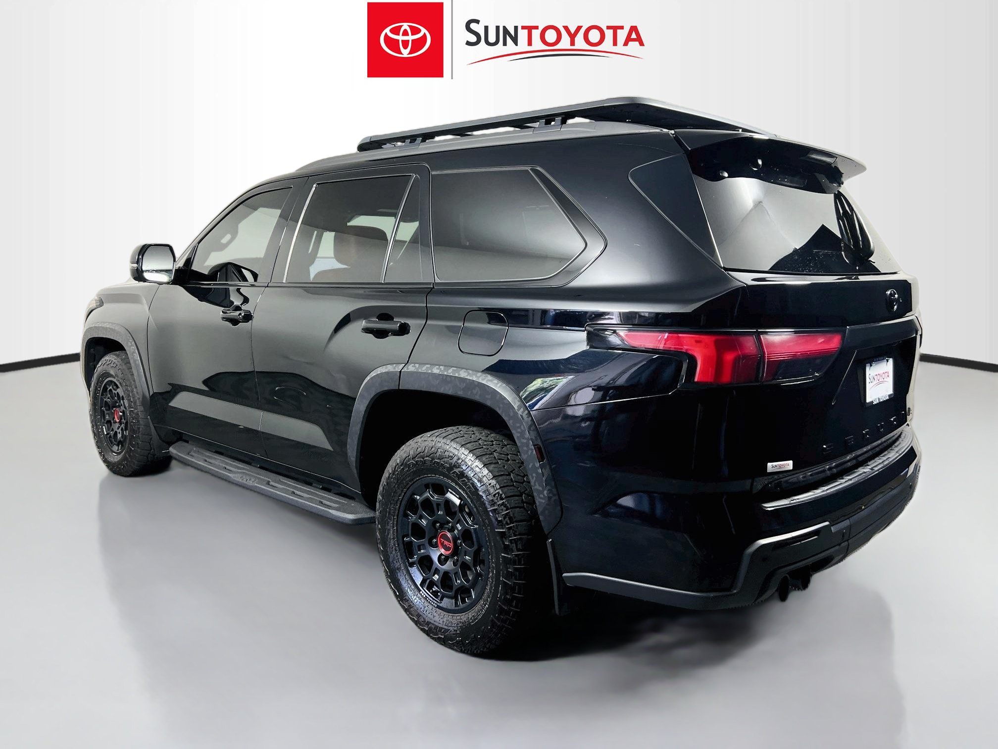 Used 2025 Toyota Sequoia TRD Pro AWD/4WD image 6