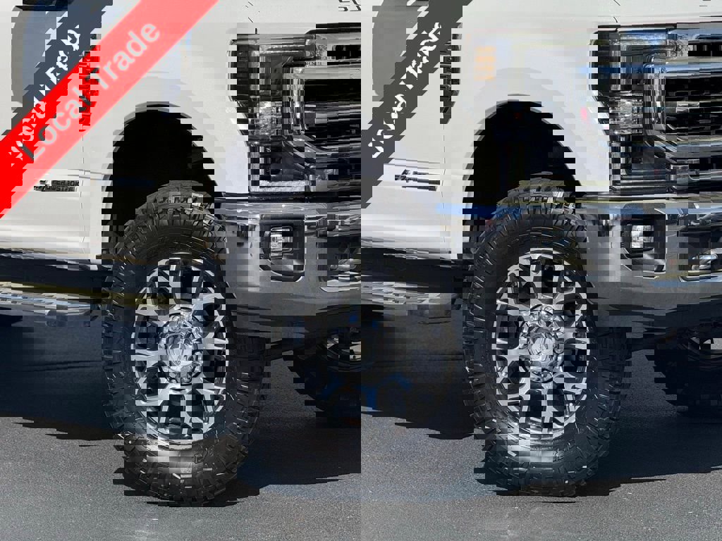 Used 2020 Ford F250 Lariat w/ Chrome Package image 6