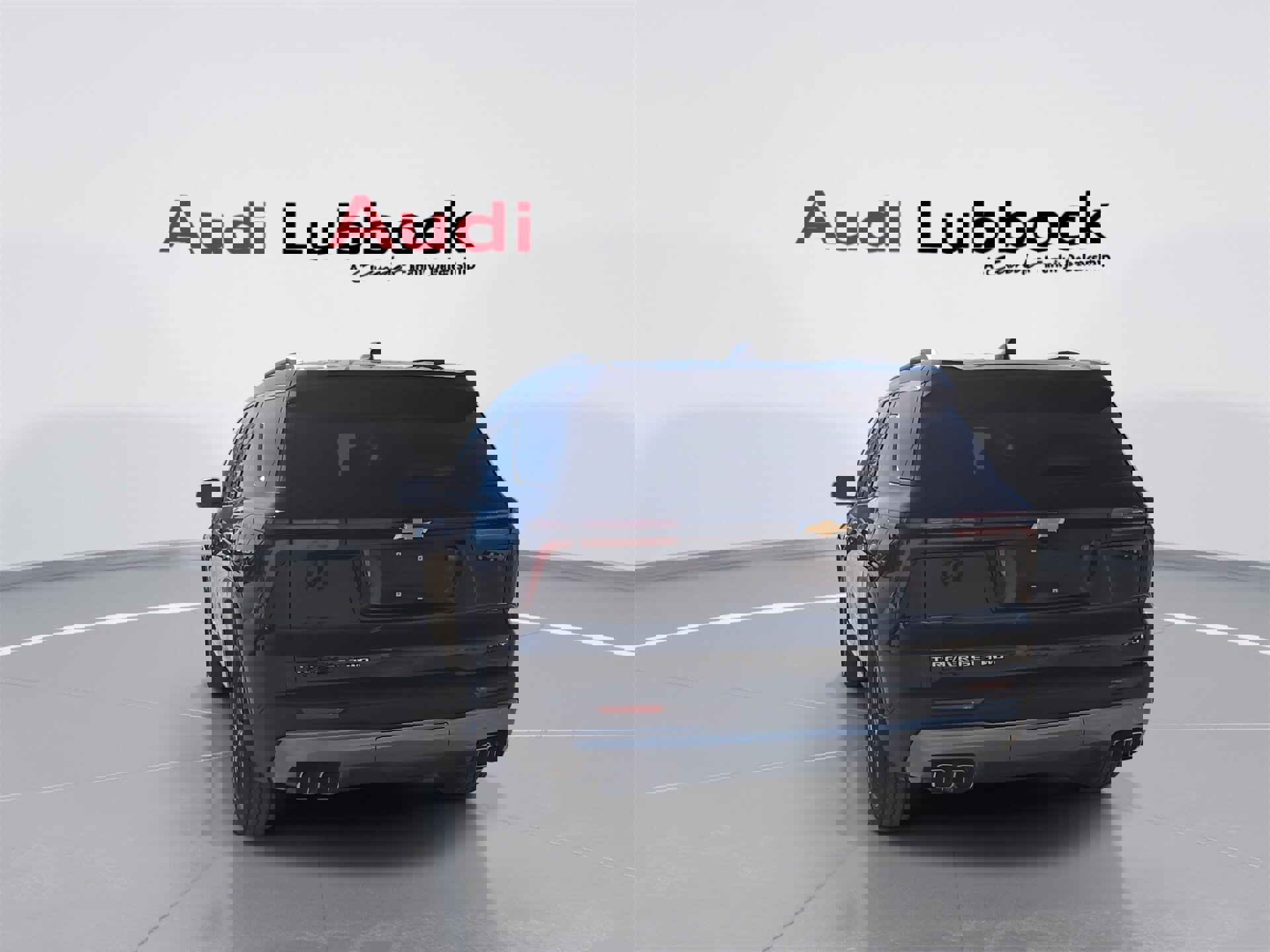 Used 2024 Chevrolet Traverse LT image 7