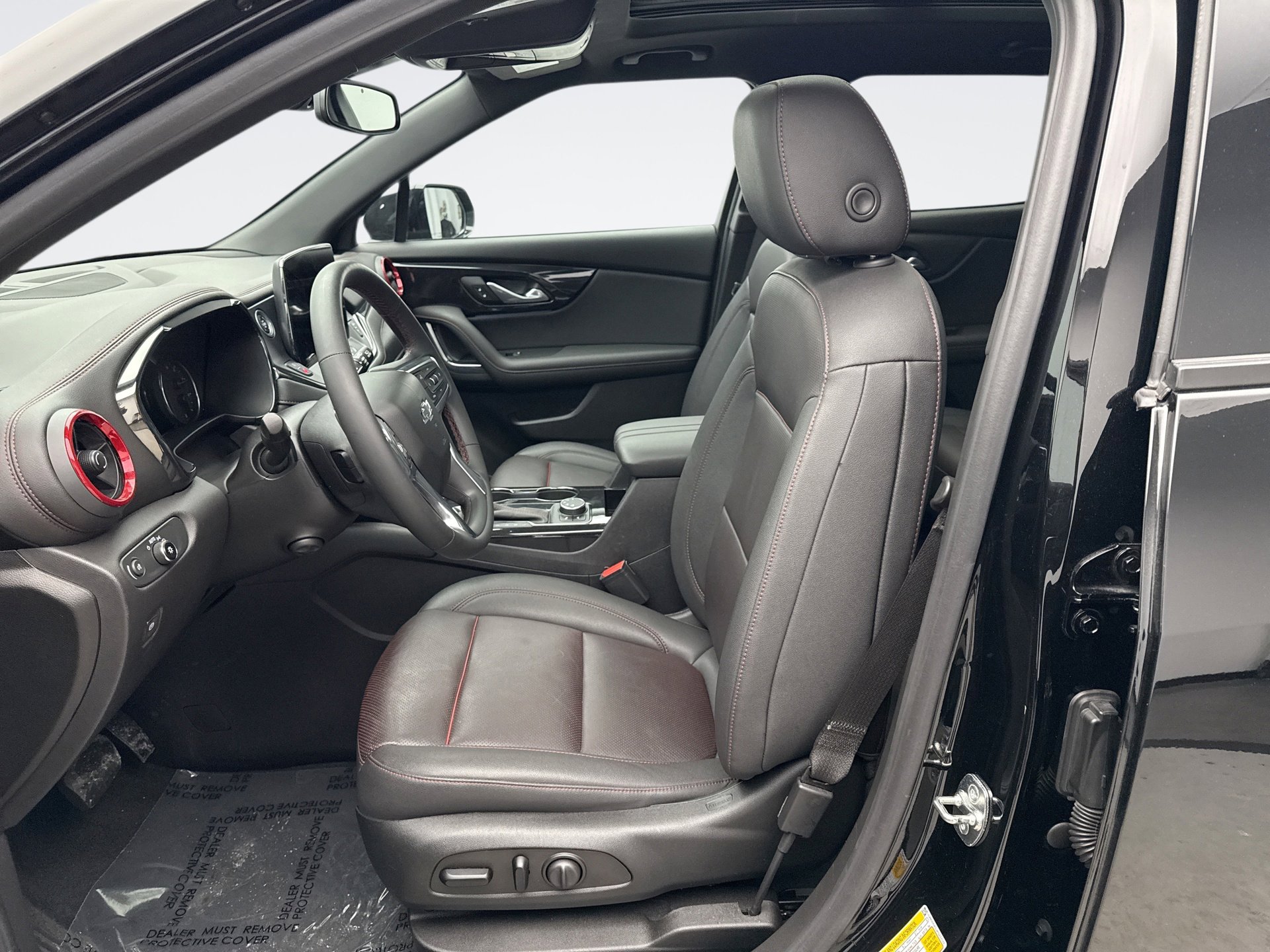 Used 2023 Chevrolet Blazer RS w/ Enhanced Convenience Package image 11