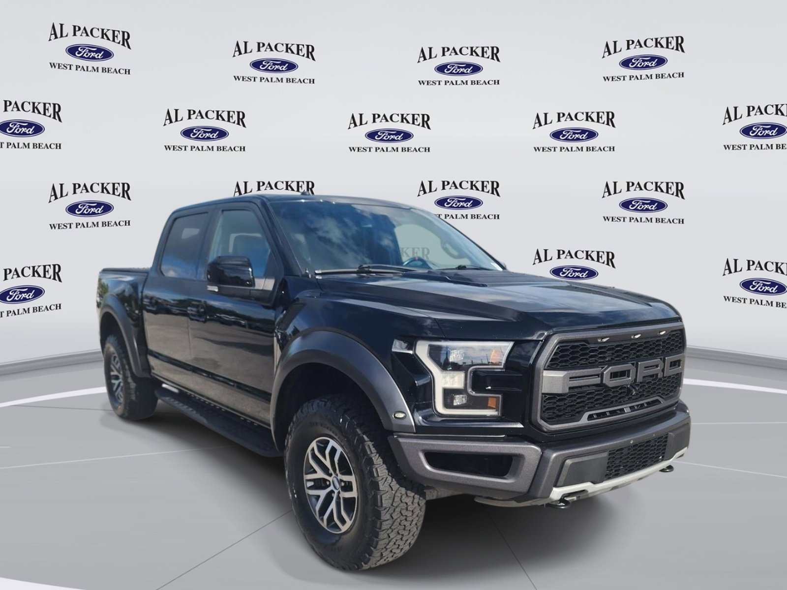 Used 2018 Ford F150 Raptor w/ Equipment Group 802A Luxury AWD/4WD image 7