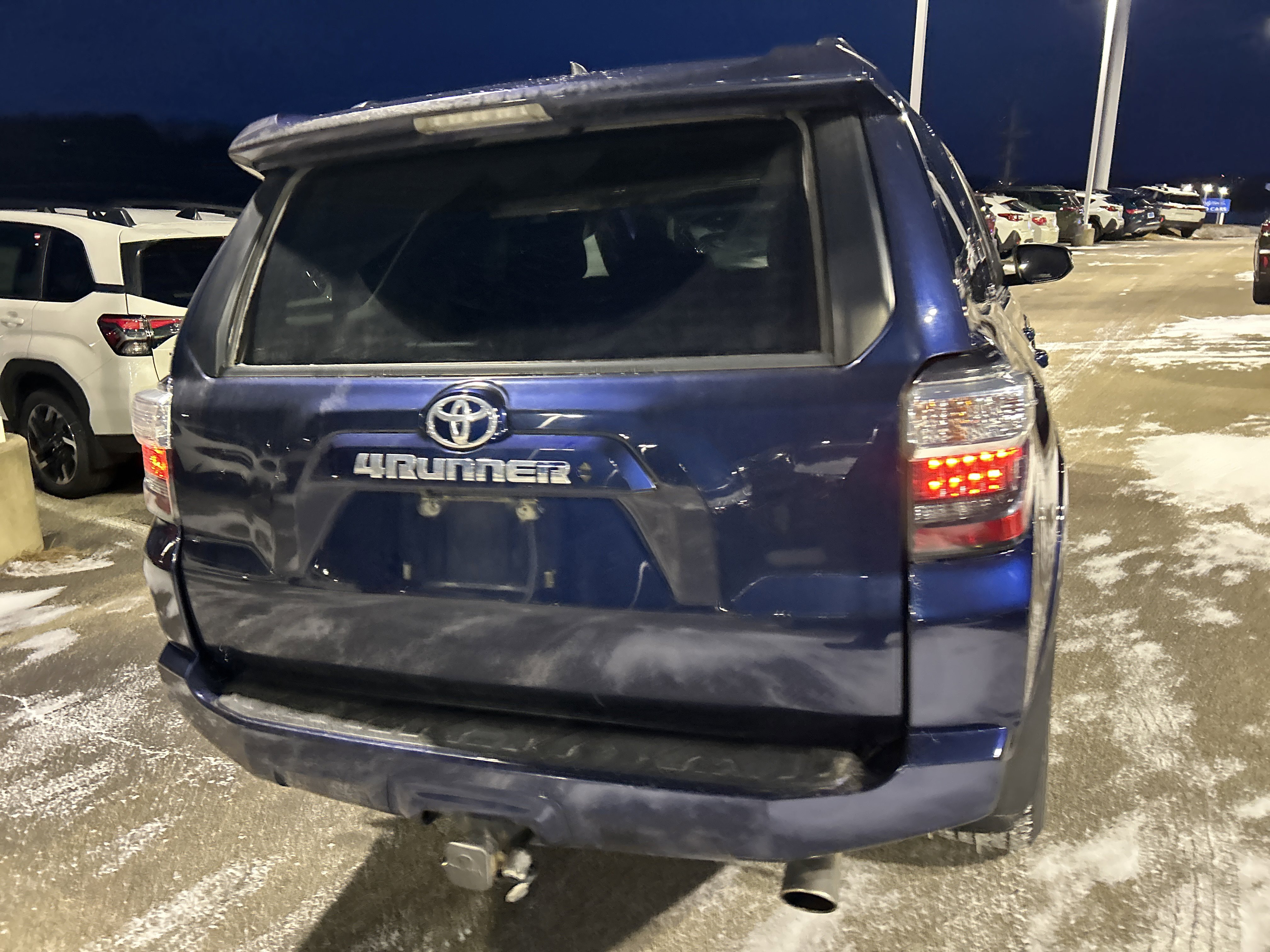 Used 2020 Toyota 4Runner SR5 Premium image 12