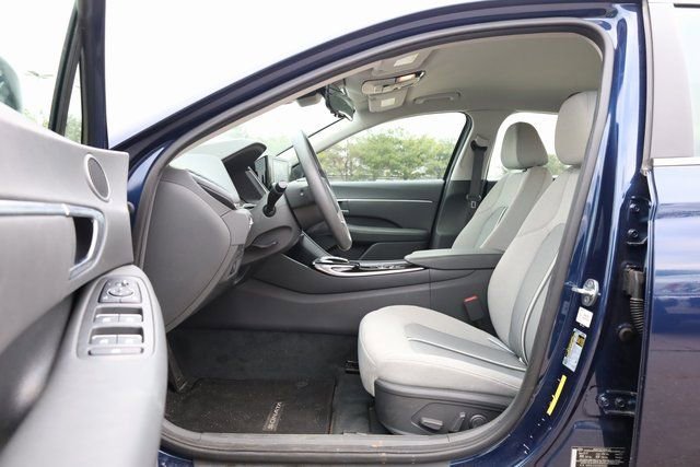 Used 2022 Hyundai Sonata SEL image 11