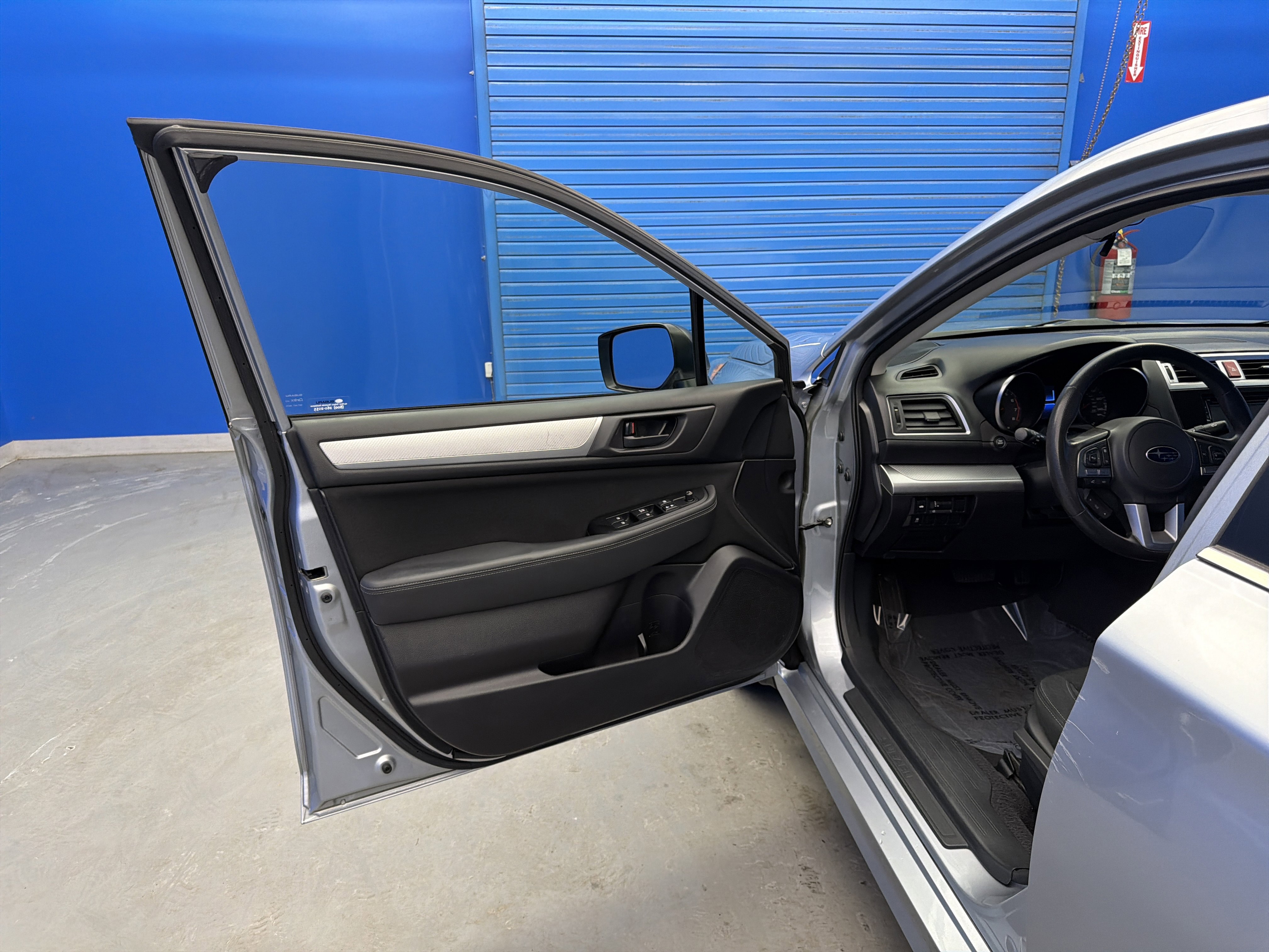 Used 2017 Subaru Legacy 2.5i w/ Alloy Wheel Package image 9