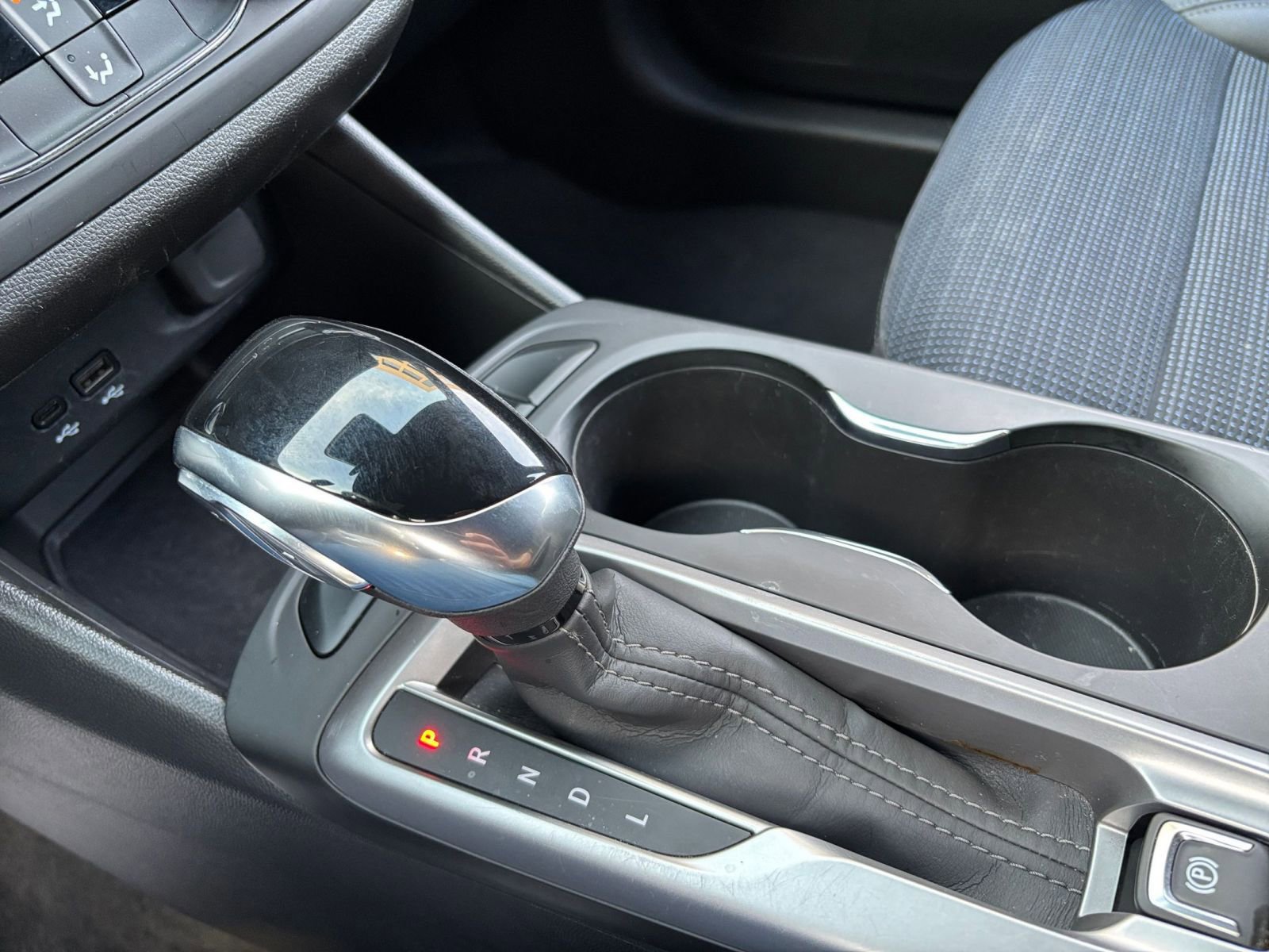 Used 2025 Buick Envista Preferred FWD image 36