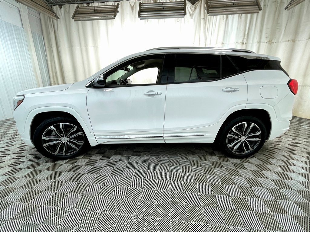 Certified 2019 GMC Terrain Denali w/ Driver Alert Package II image 18