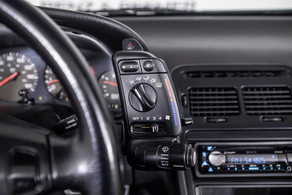 Used 1993 Nissan 300ZX Convertible RWD image 32