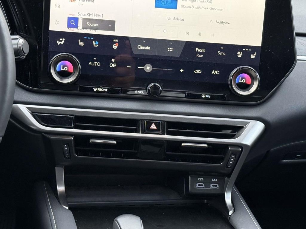 Used 2025 Lexus RX 350 Premium image 18