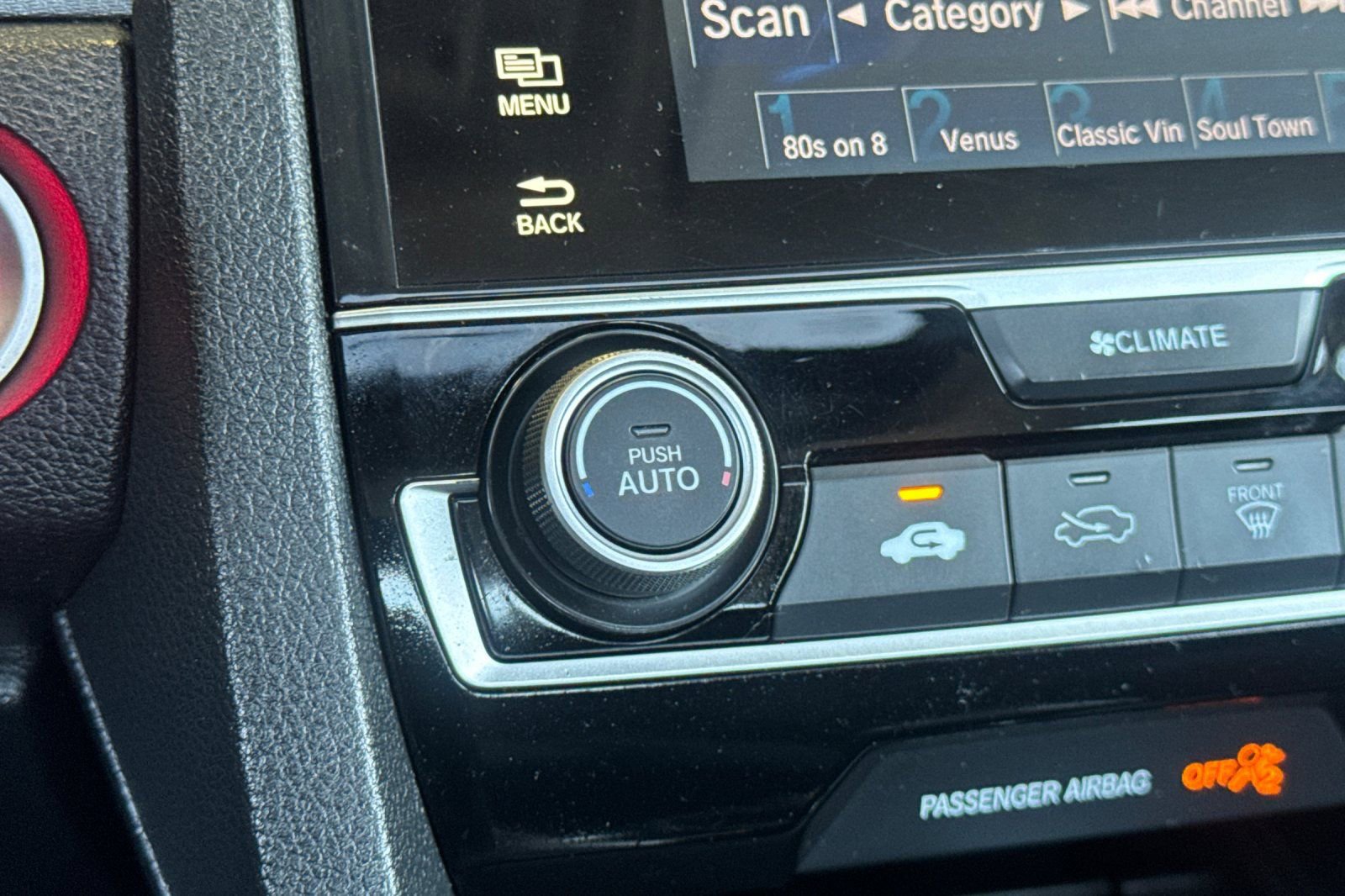 Used 2018 Honda Civic EX image 29