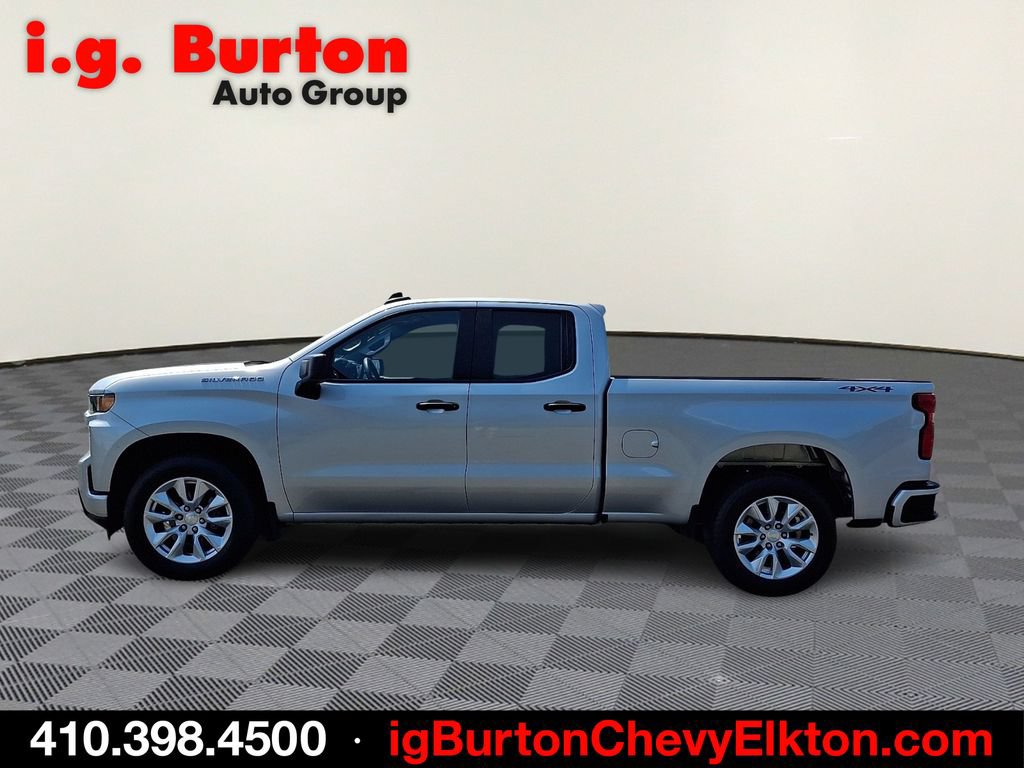 Certified 2020 Chevrolet Silverado 1500 Custom w/ Custom Value Package AWD/4WD image 4