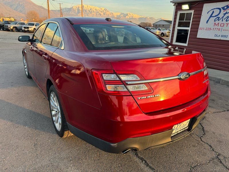 Used 2014 Ford Taurus Limited FWD image 3