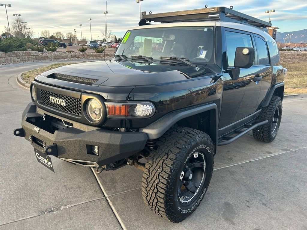 Used 2014 Toyota FJ Cruiser 4WD w/ Upgrade Package image 3