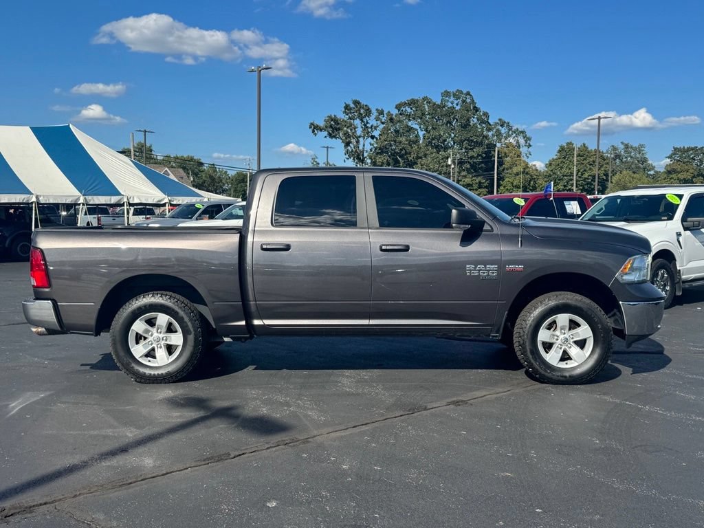 Used 2019 RAM 1500 Classic SLT w/ Luxury Group AWD/4WD image 20