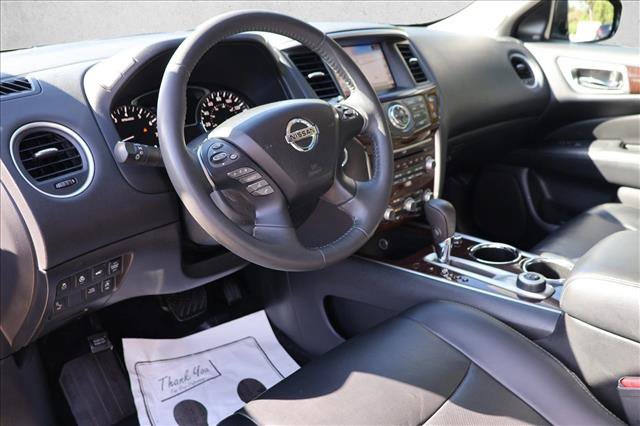 Used 2016 Nissan Pathfinder Platinum AWD/4WD image 10