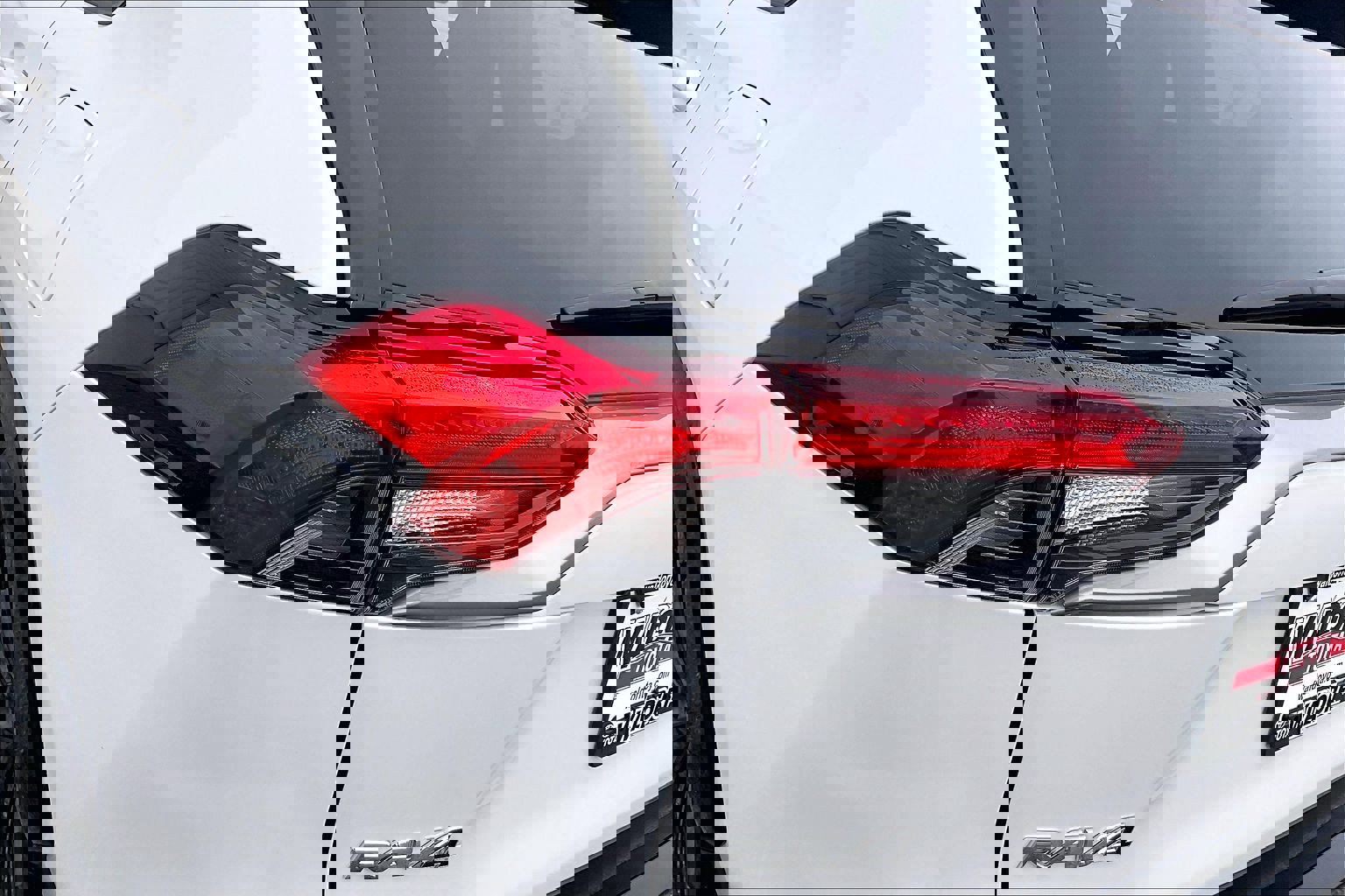 Used 2025 Toyota RAV4 XSE image 34