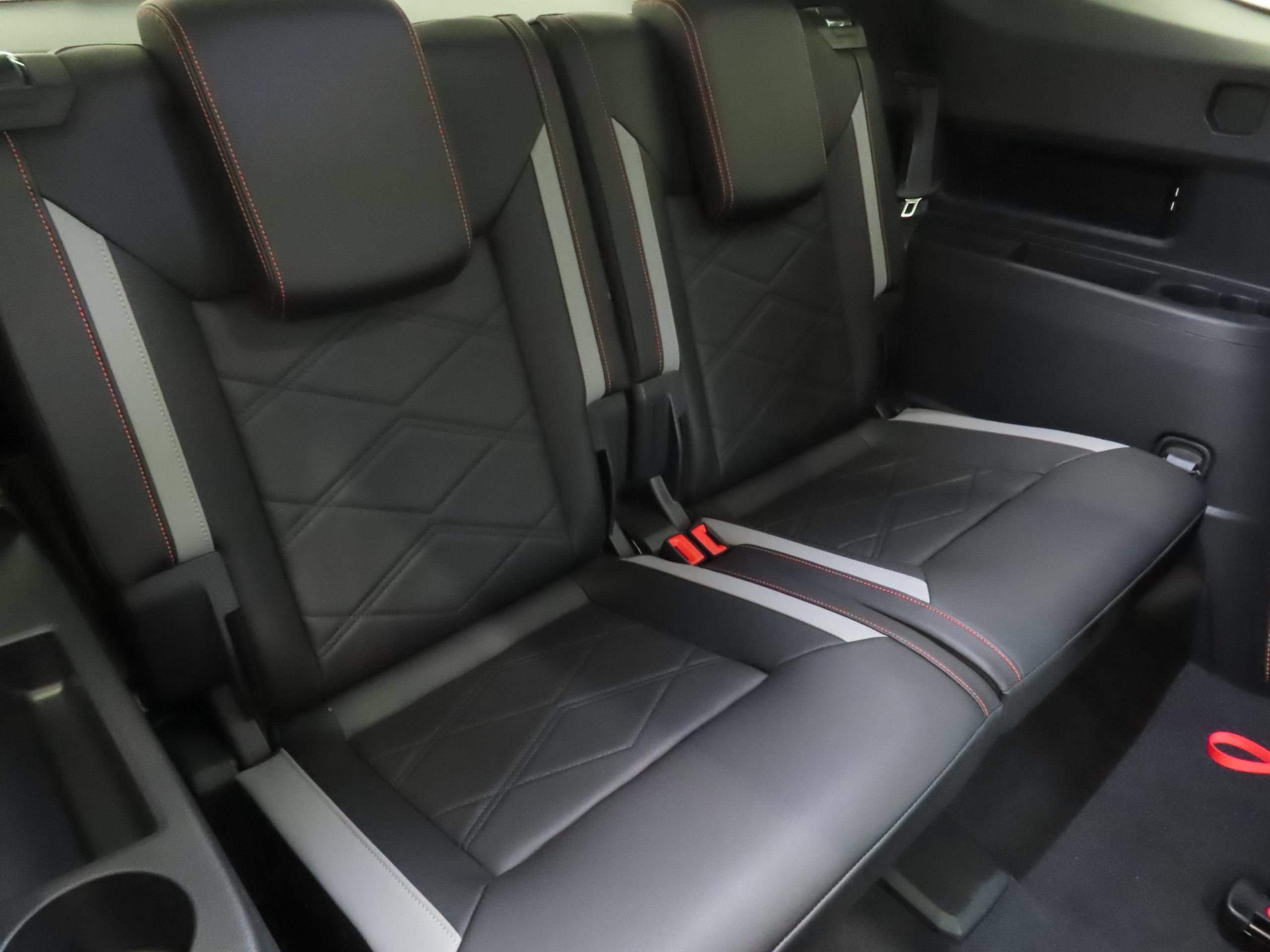 New 2026 Volkswagen Atlas Peak Edition AWD/4WD image 23