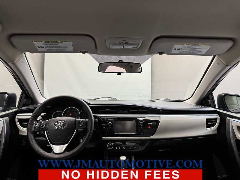 Used 2015 Toyota Corolla LE image 11