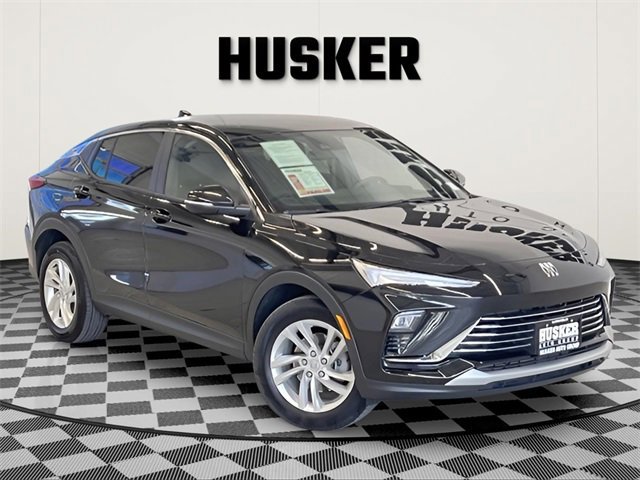 Used 2025 Buick Envista Preferred image 1