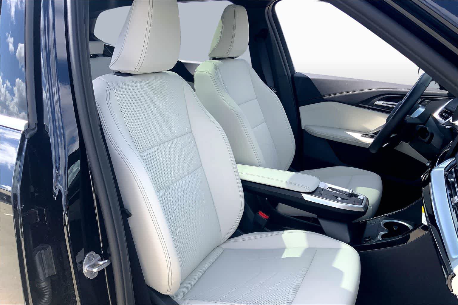 New 2026 BMW X1 xDrive28i w/ Technology Package AWD/4WD image 8