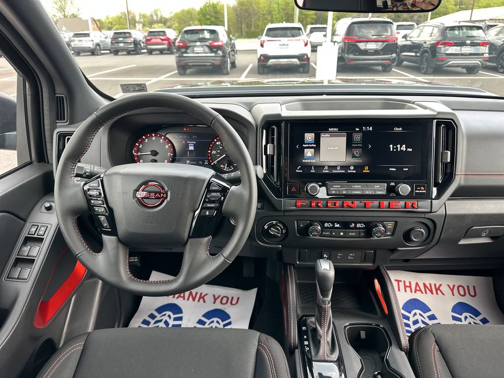 Used 2025 Nissan Frontier PRO-4X AWD/4WD image 17