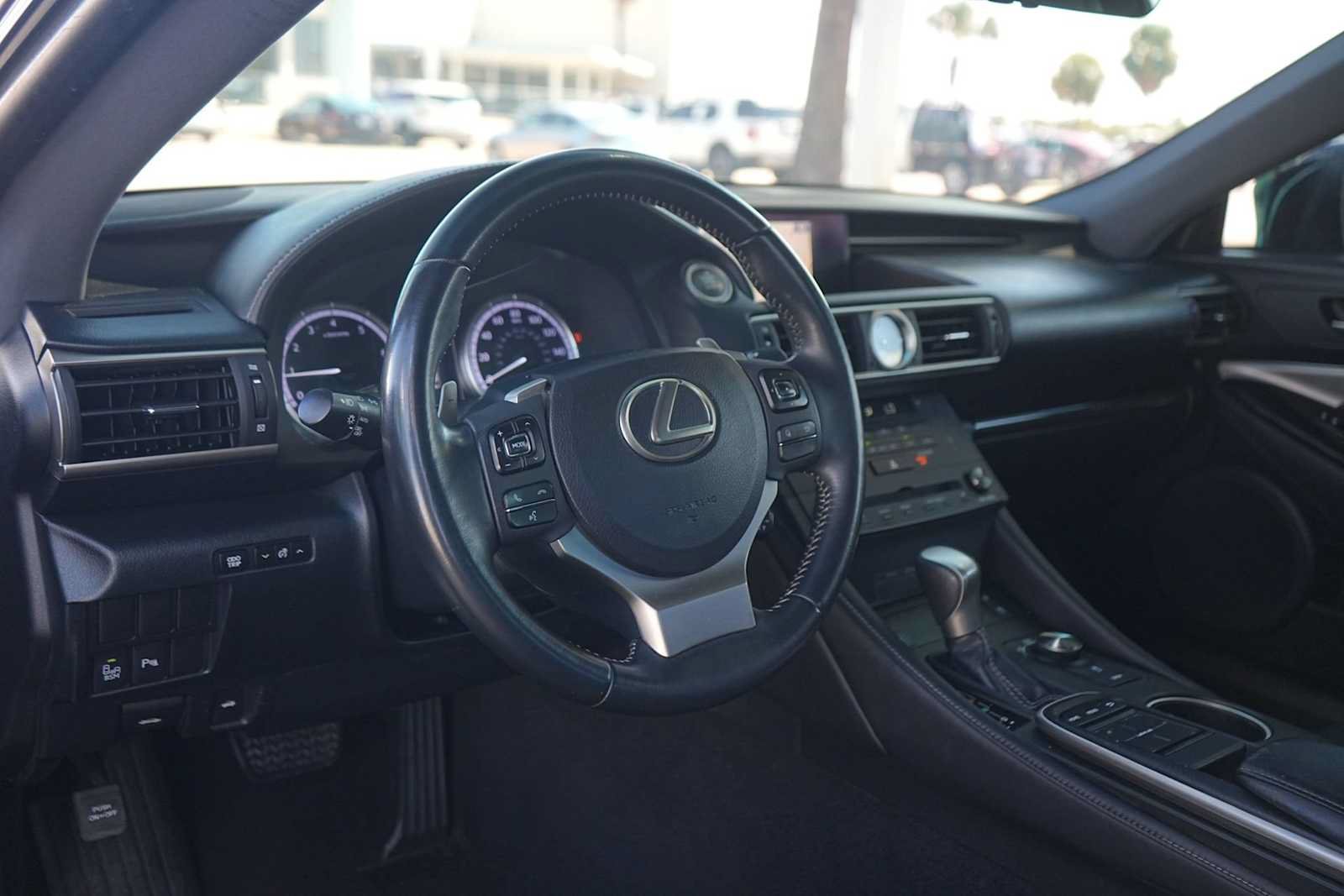 Used 2015 Lexus RC 350 w/ Navigation System Package RWD image 2