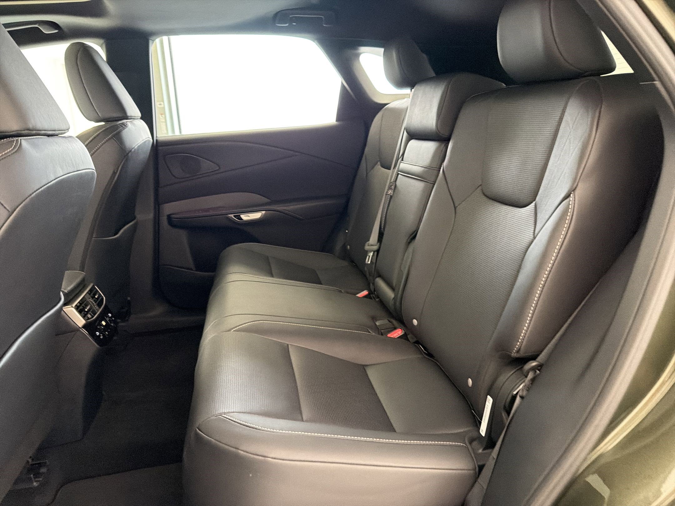 Used 2023 Lexus RX 350 Premium Plus w/ Accessory Package (Z1) AWD/4WD image 15