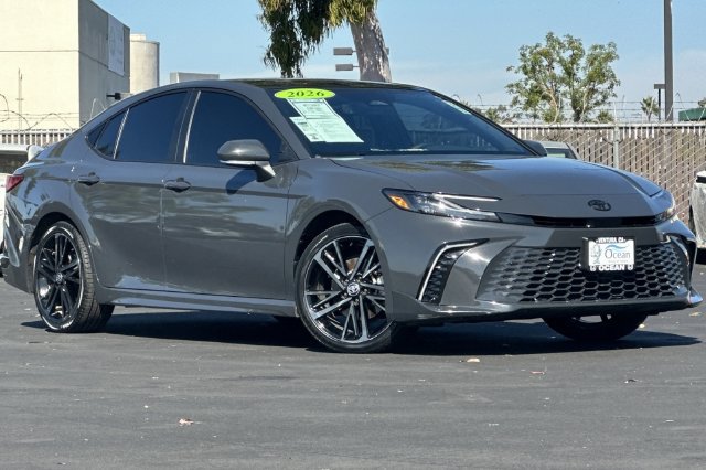 Used 2026 Toyota Camry XSE AWD/4WD image 2