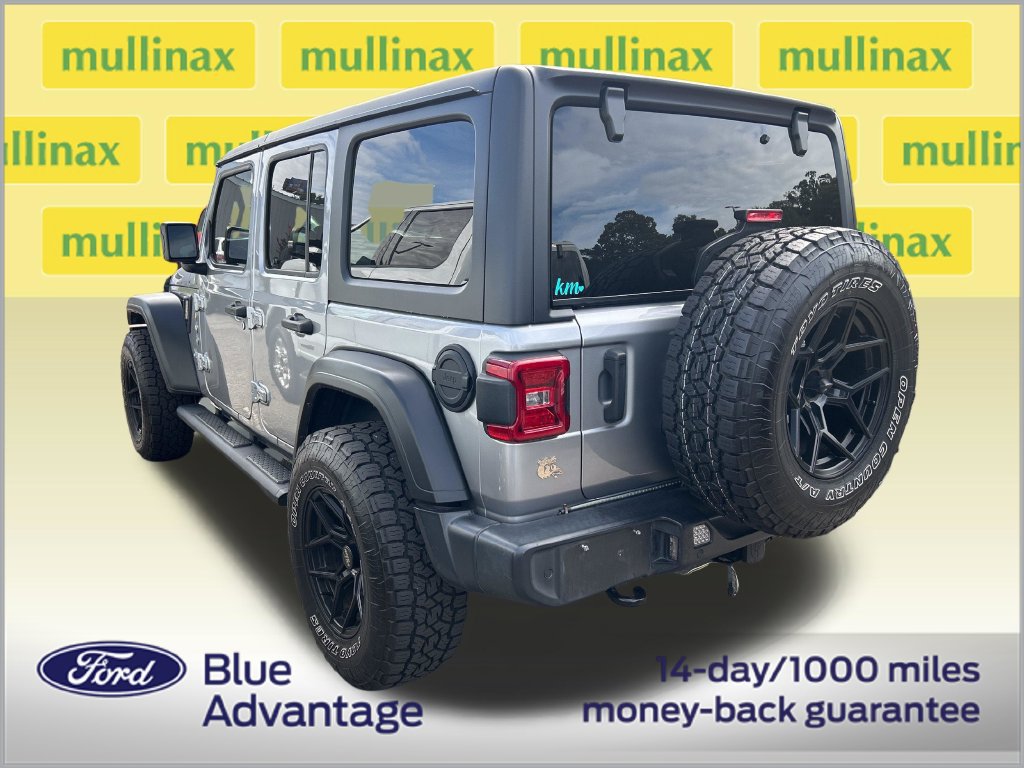 Used 2021 Jeep Wrangler Unlimited Sport AWD/4WD image 3