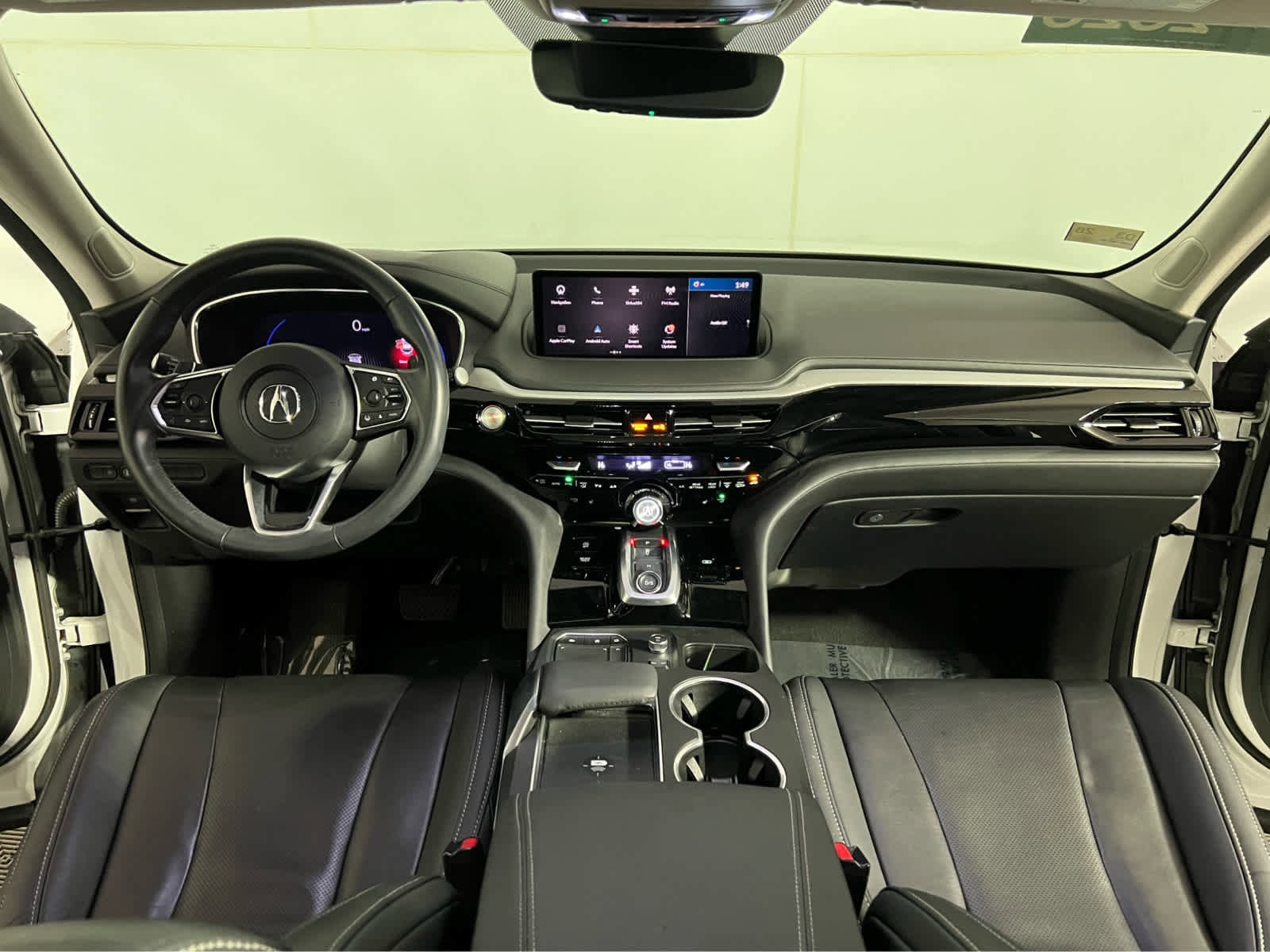 Used 2023 Acura MDX SH-AWD w/ Technology Package image 9