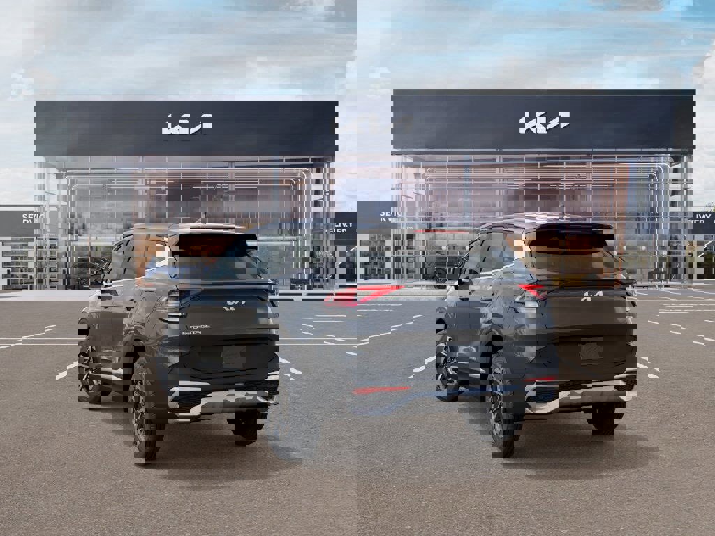 New 2025 Kia Sportage LX image 4