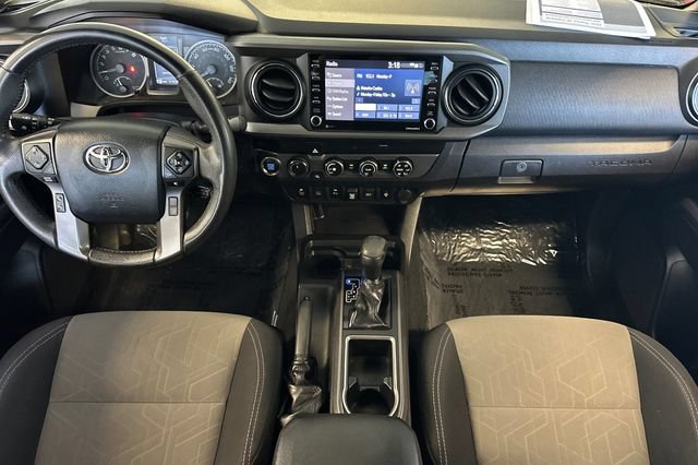 Used 2020 Toyota Tacoma TRD Off-Road w/ Technology Package AWD/4WD image 15