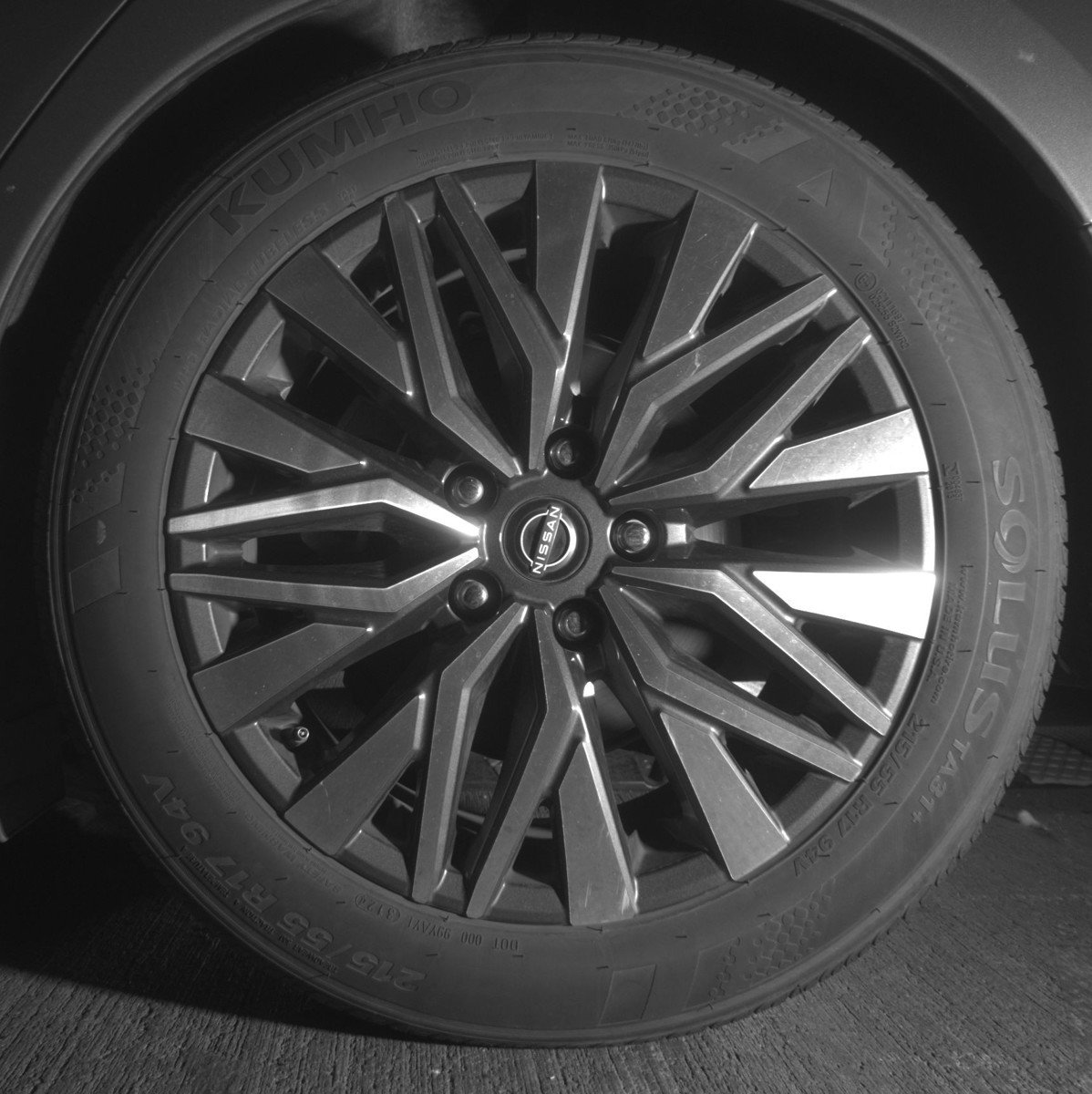 Used 2025 Nissan Altima 2.5 SV image 14