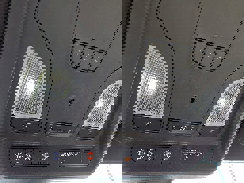 Used 2018 Chevrolet Impala LT w/ LT Leather Package image 25