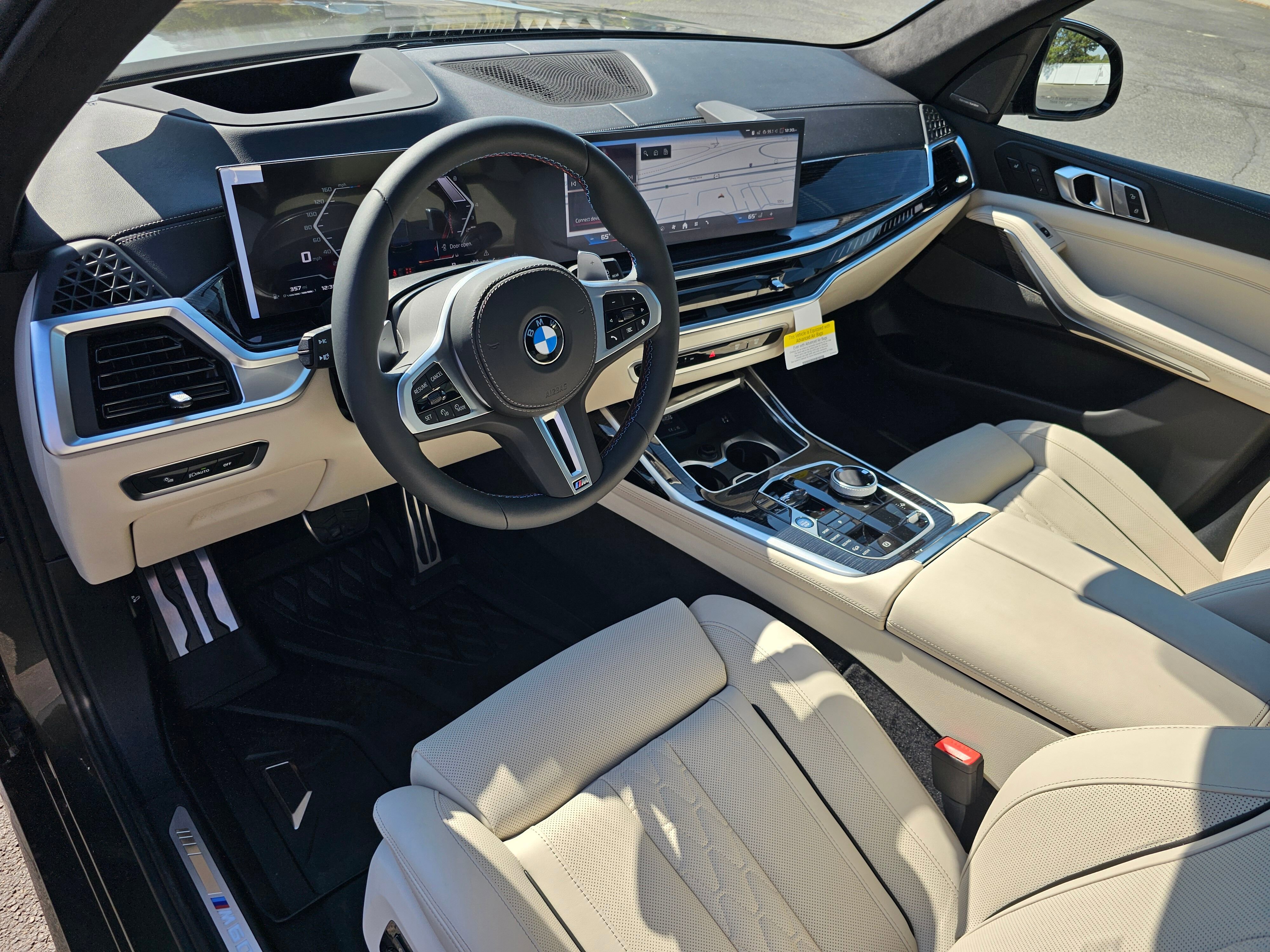 New 2026 BMW X7 M60i image 2