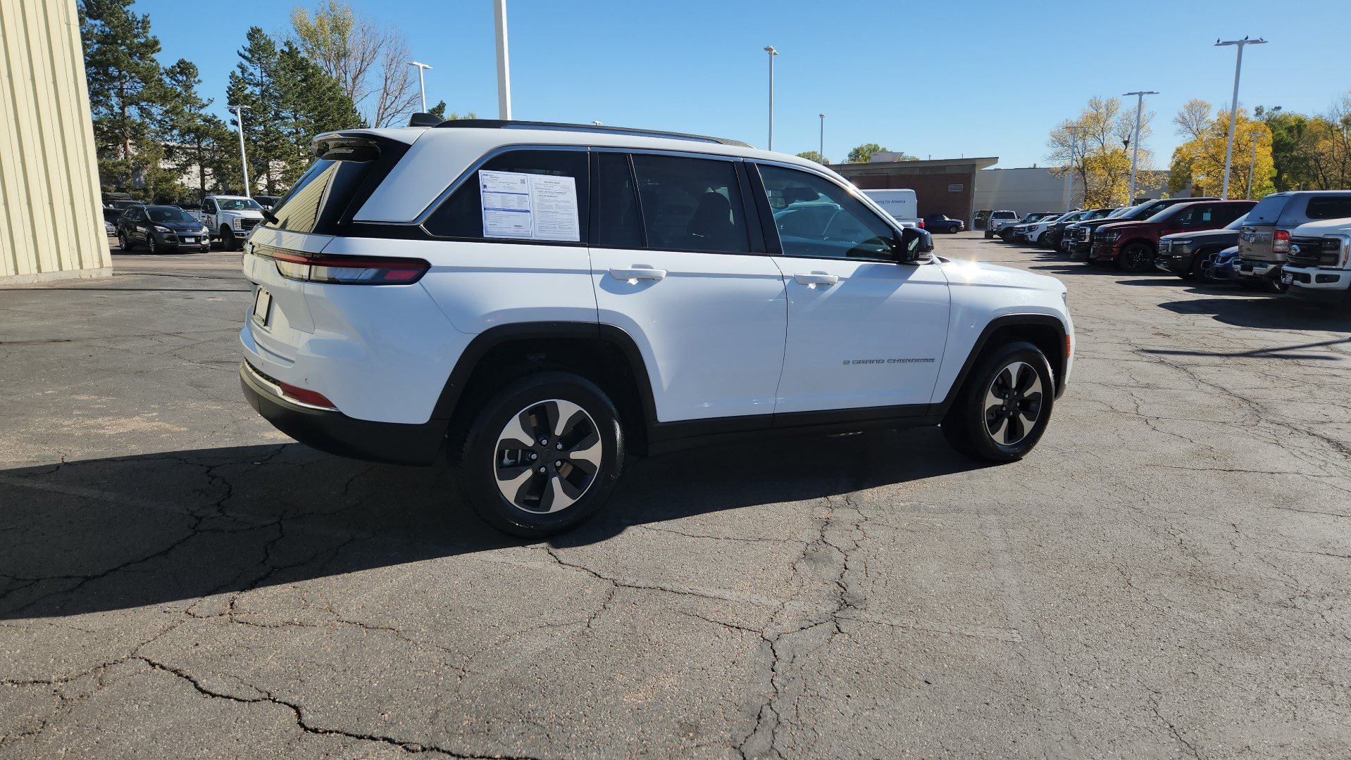 Used 2024 Jeep Grand Cherokee Limited 4xe AWD/4WD image 13