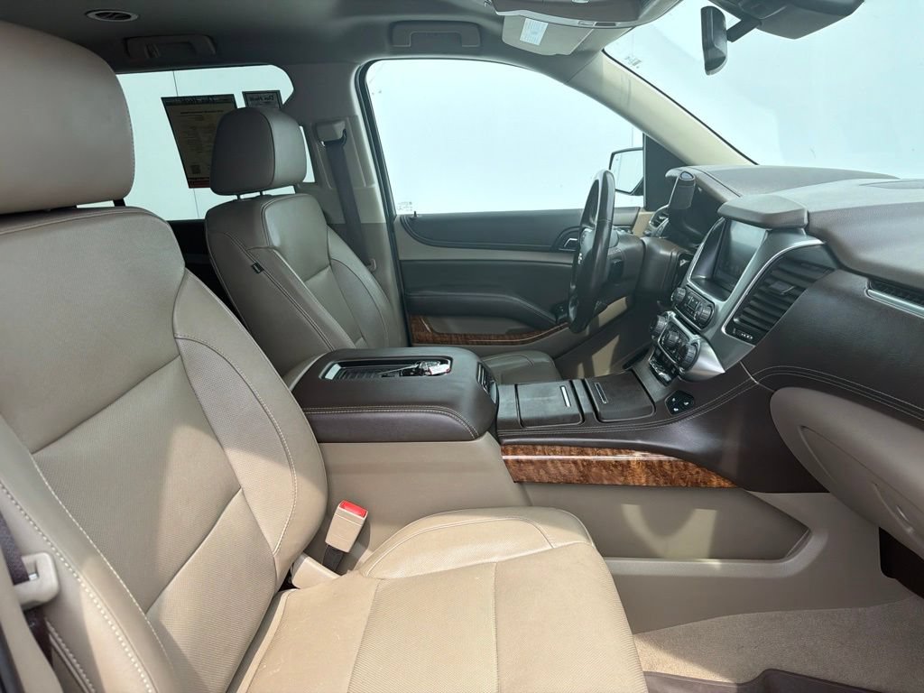Used 2020 Chevrolet Suburban Premier w/ Max Trailering Package AWD/4WD image 7