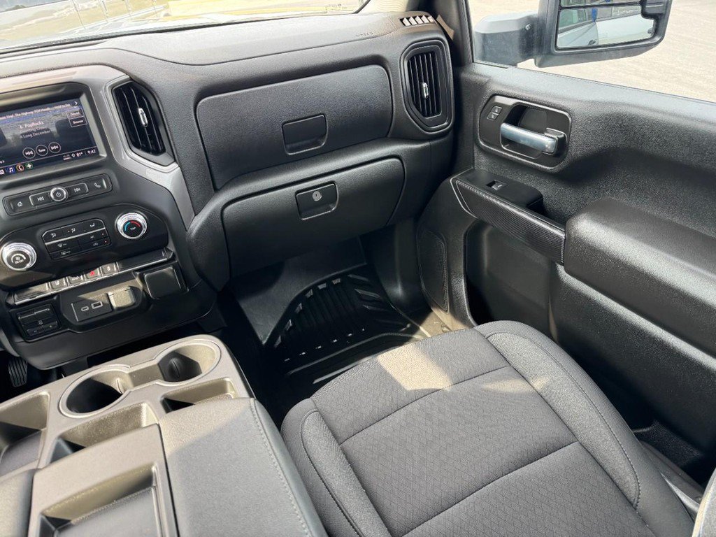 Used 2024 GMC Sierra 2500 Pro w/ Convenience Package AWD/4WD image 18