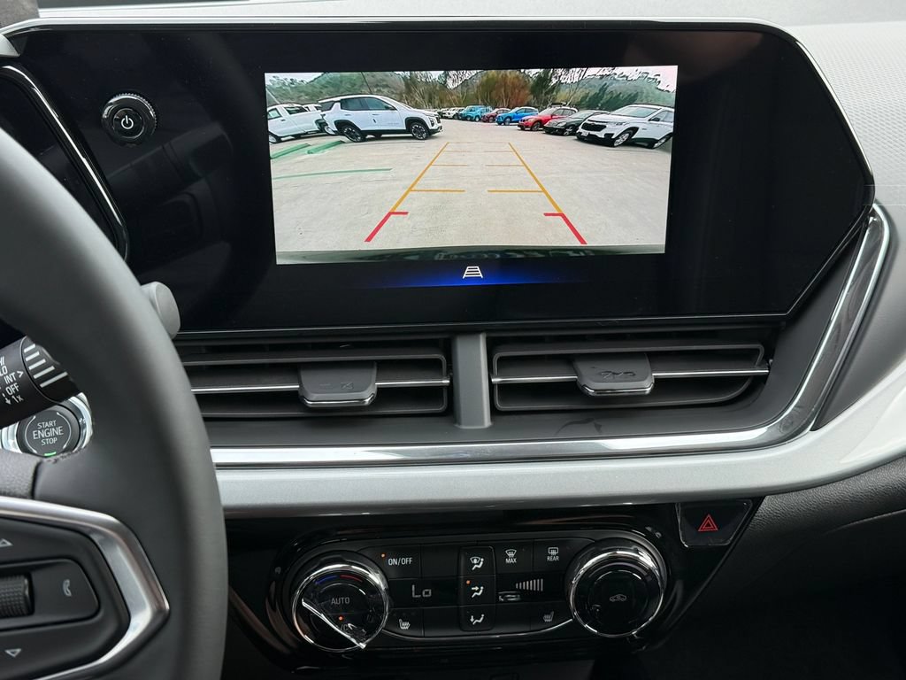 New 2026 Chevrolet Trax LT w/ Driver Confidence Package FWD image 19
