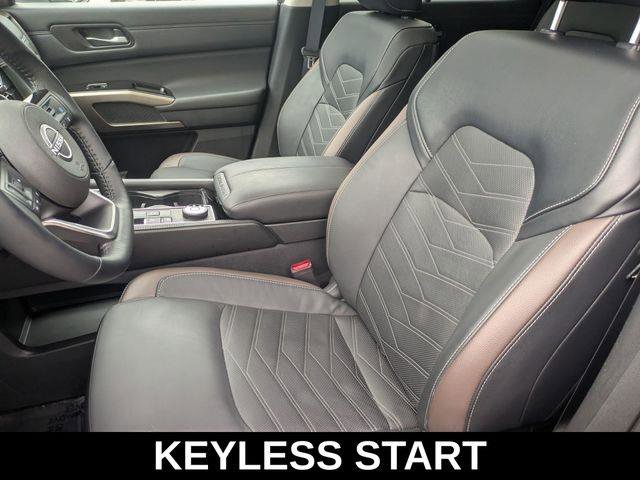Used 2024 Nissan Pathfinder Platinum image 22