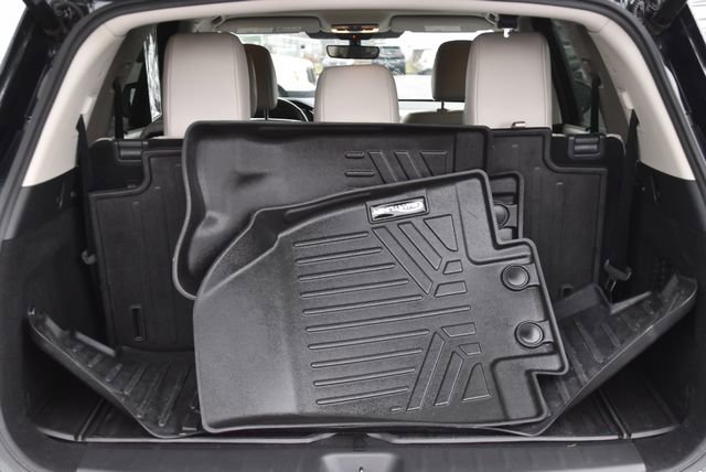 Used 2023 Nissan Pathfinder SL w/ SL Premium Package image 24