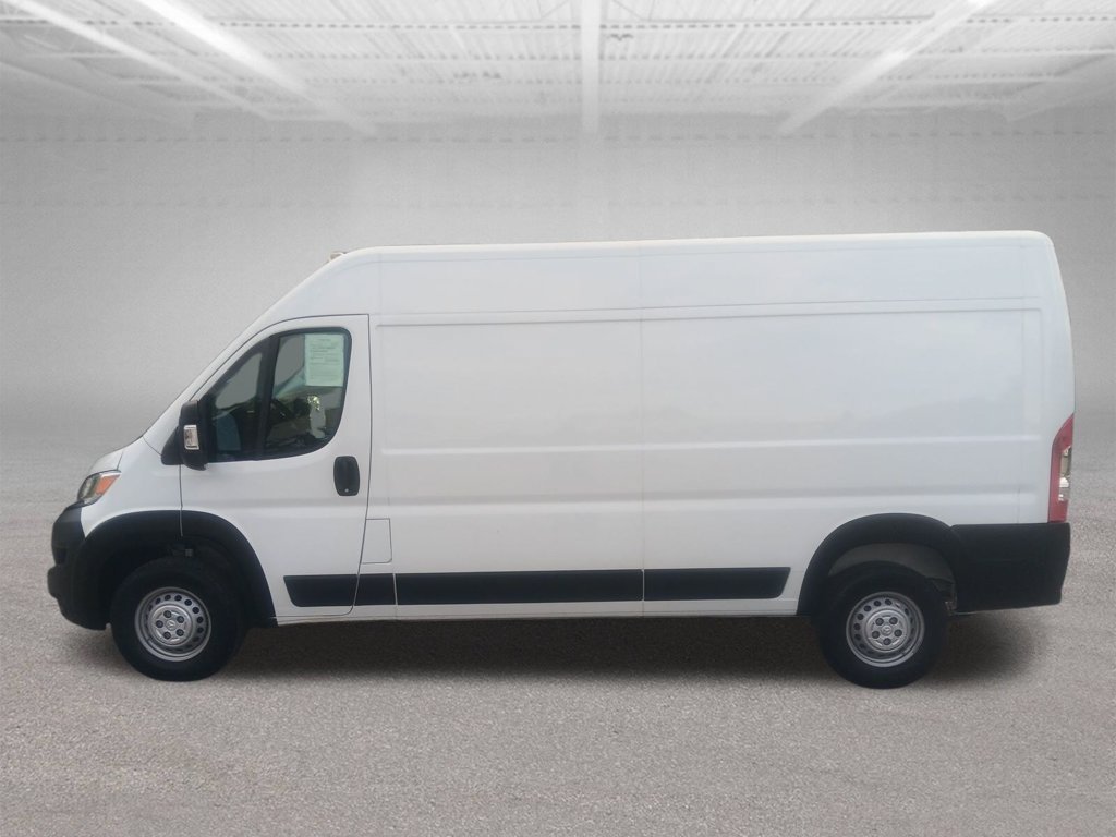 Used 2024 RAM ProMaster 2500 w/ Convenience Group FWD image 3