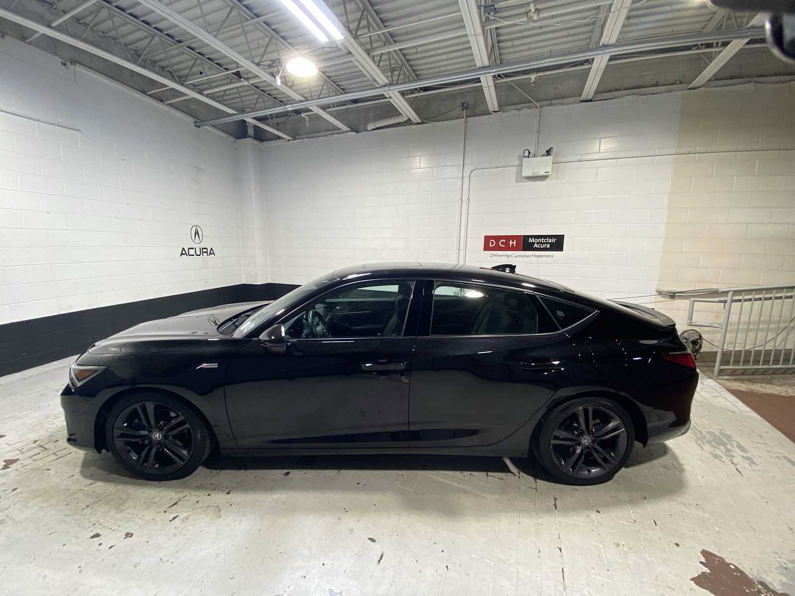 Used 2024 Acura Integra A-Spec FWD image 3