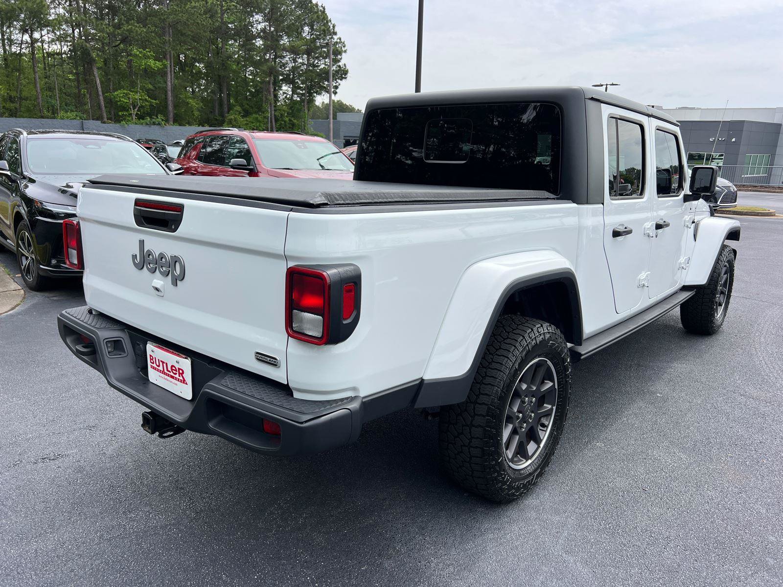 Used 2023 Jeep Gladiator Overland w/ Popular Equipment Package AWD/4WD image 6