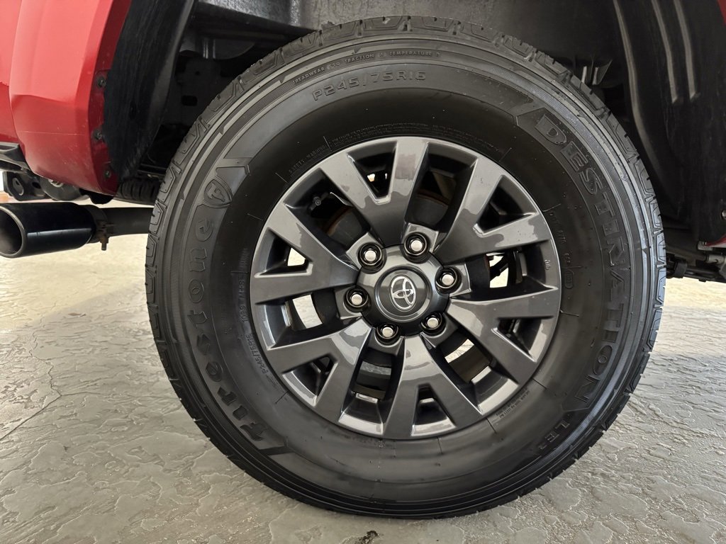 Used 2023 Toyota Tacoma SR5 image 28