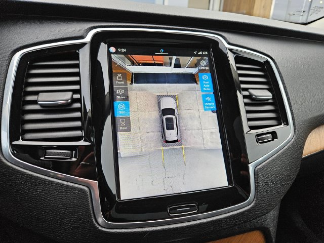 Used 2024 Volvo XC90 T8 Plus w/ Protection Package Premier AWD/4WD image 29