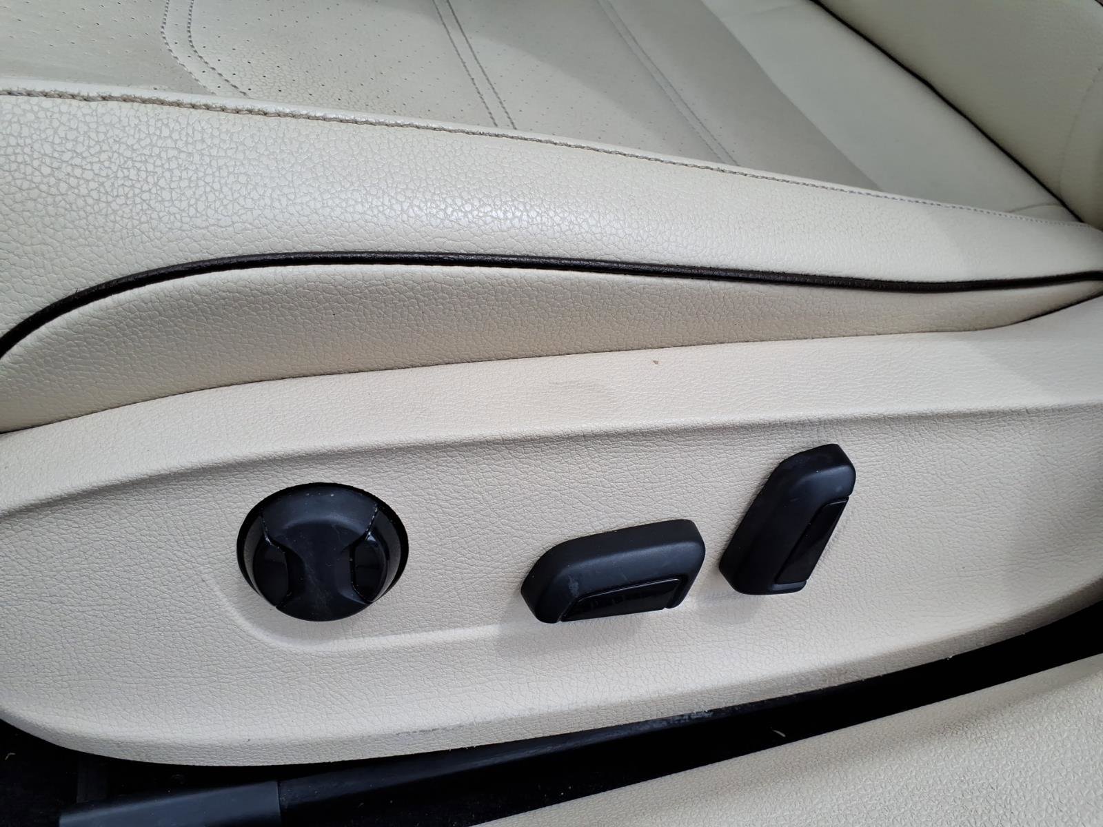 Used 2017 Volkswagen Passat 1.8T SE image 22