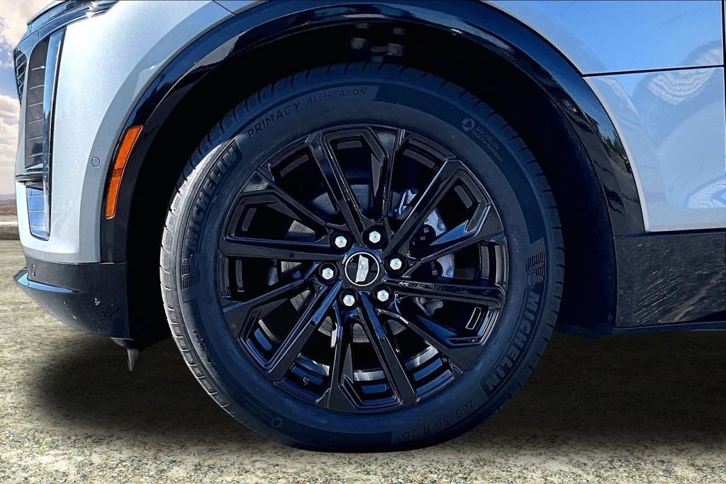 Certified 2024 Cadillac Lyriq Sport AWD/4WD image 34